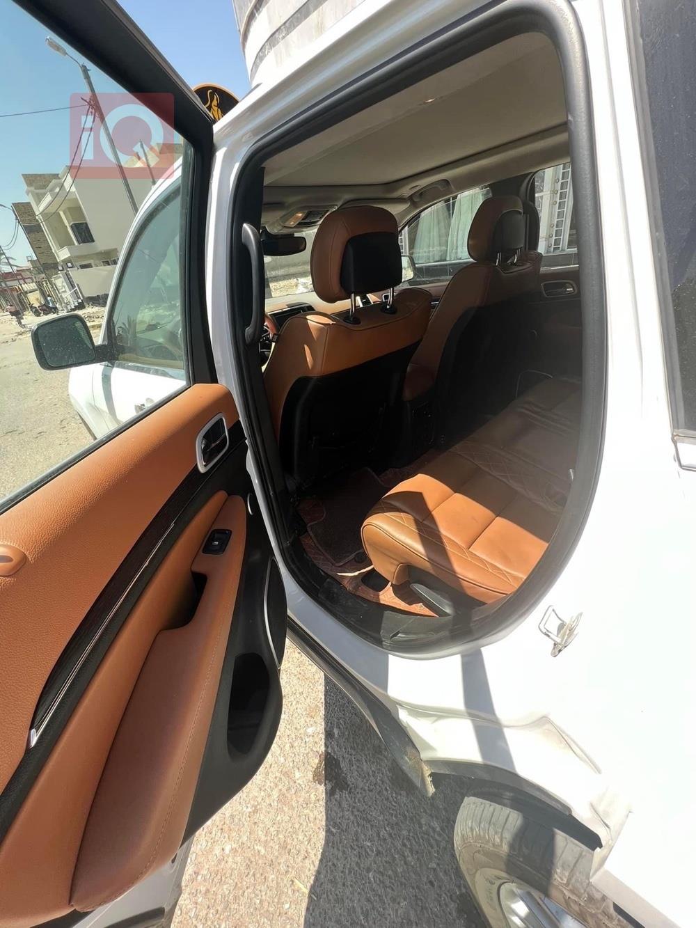 جيب جراند شيروكي